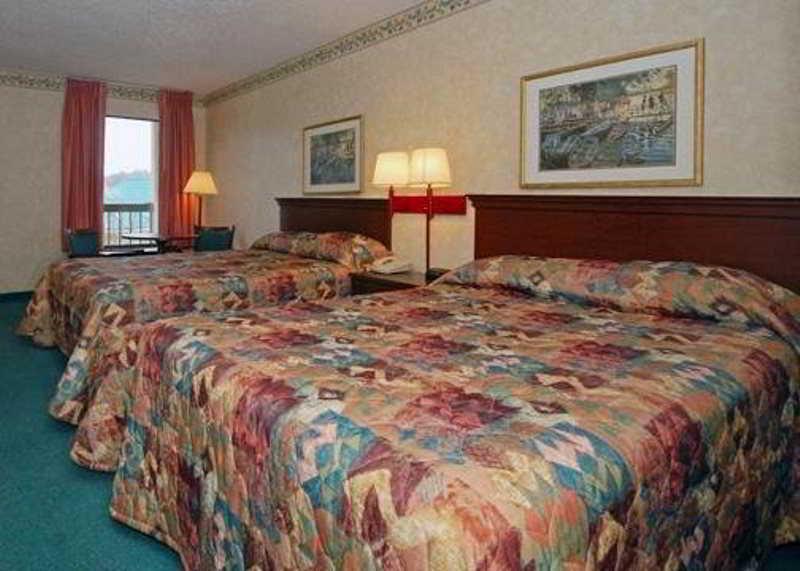 Econo Lodge - Oxmoor Бирмингам Екстериор снимка