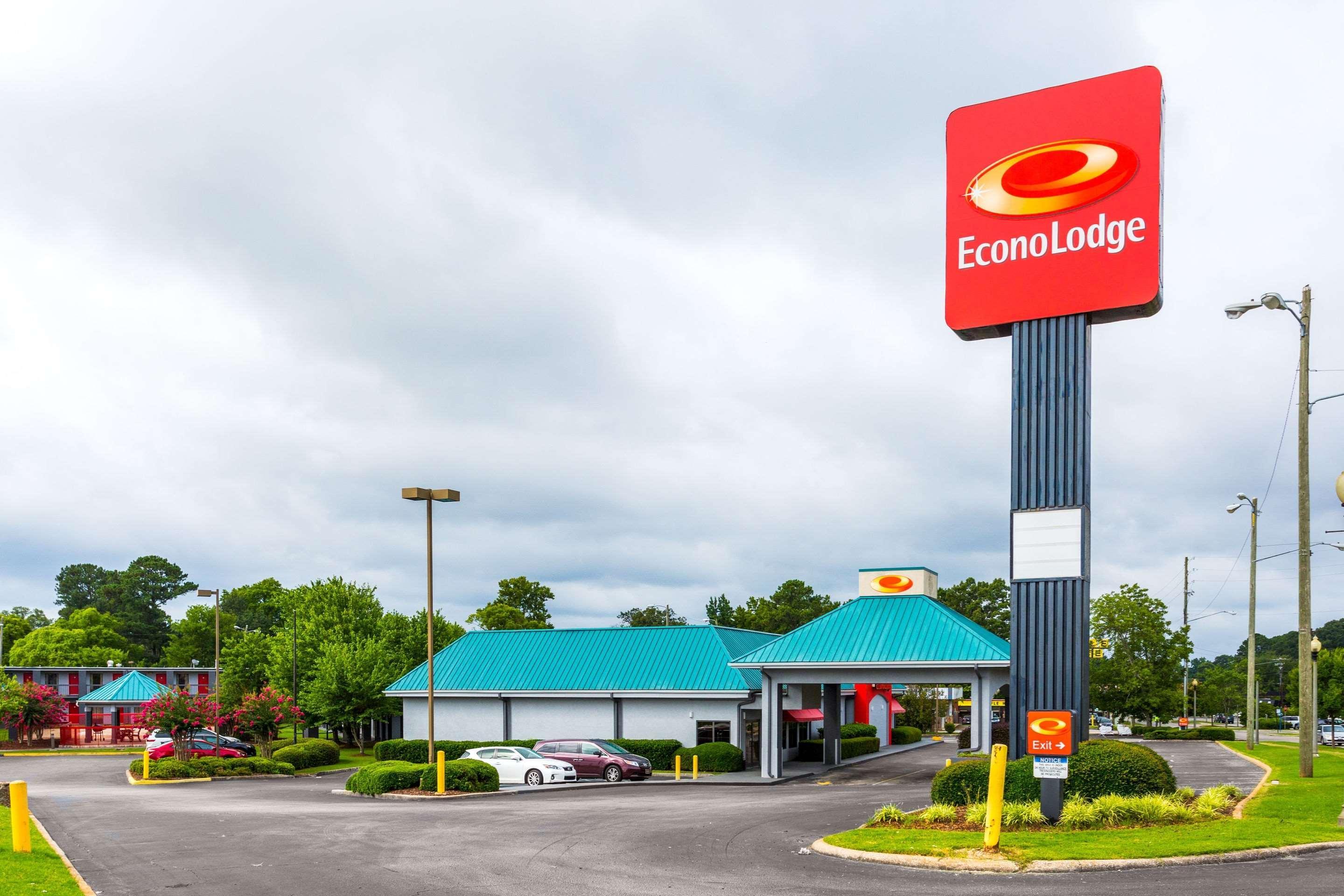 Econo Lodge - Oxmoor Бирмингам Екстериор снимка
